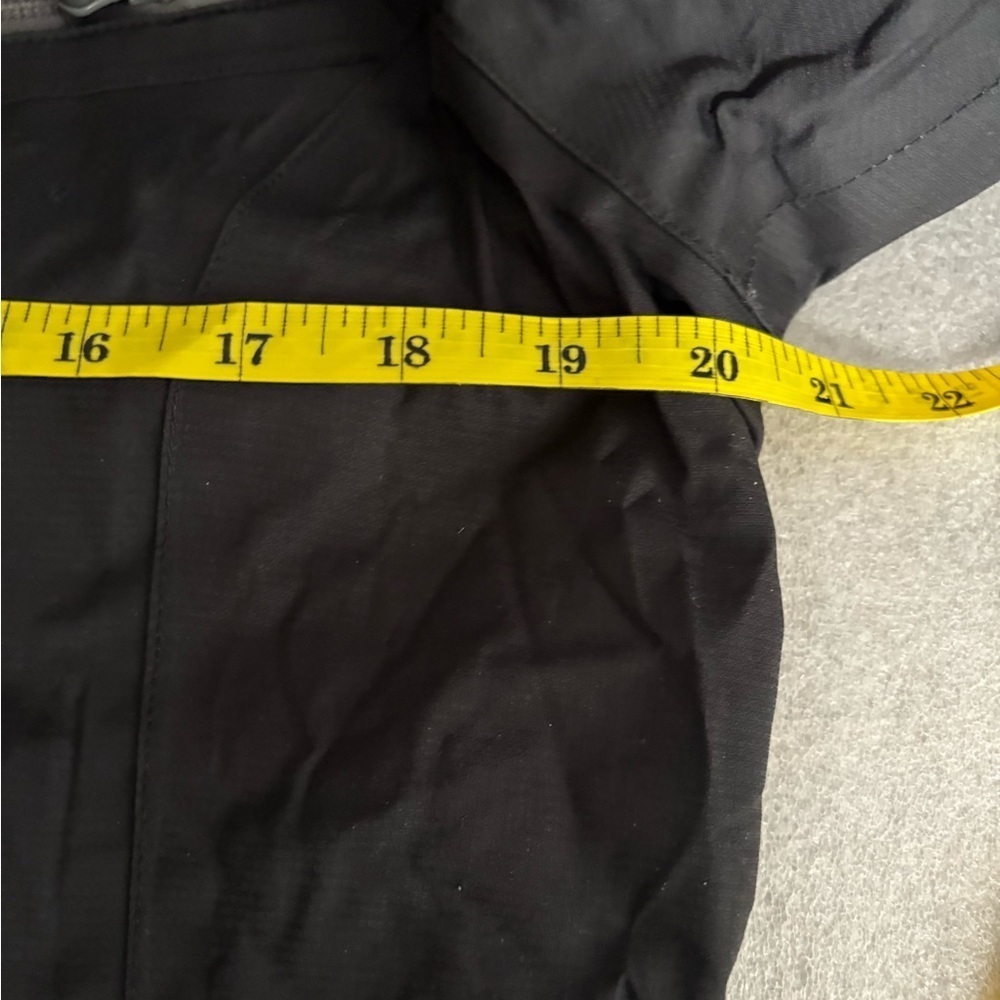 [M]Helly Hansen Women's Black Raincoat Waterproof Mid Jacket - Picture 5 of 8